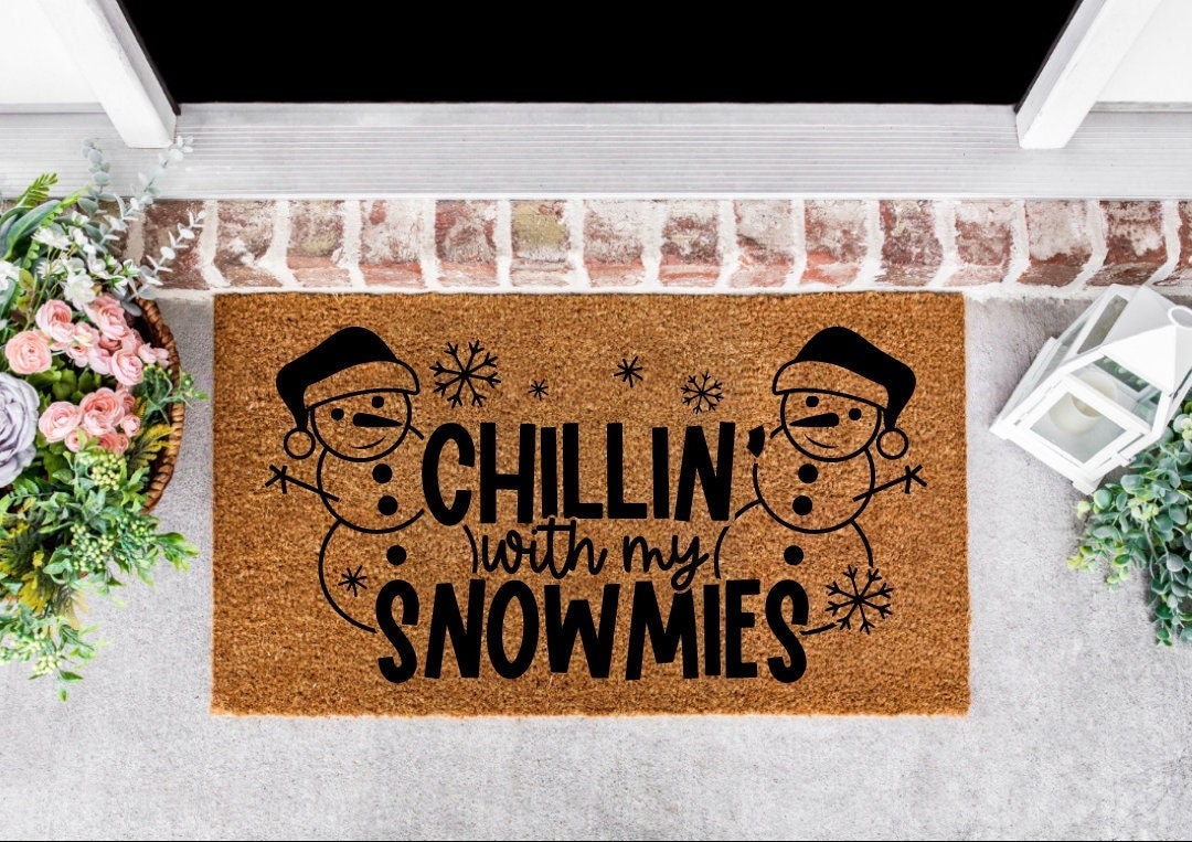 Chillin With My Snowmies Door
