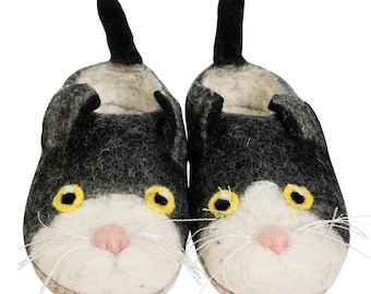Eco-Friendly Wool Cat Slippers: Handmade Felt Comfort Shoes
