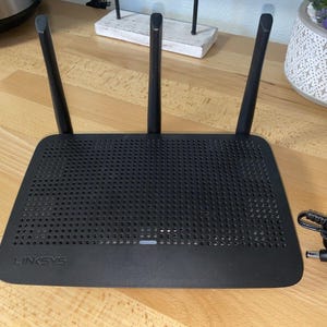Linksys Wi-Fi Router EA7250 Max-Stream Dual-Band 4 Port Cable Router TESTED