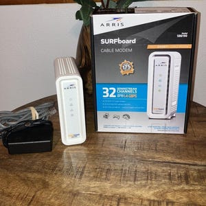 Modem câble ARRIS SURFboard DOCSIS 3.0 sb6190 testé boîte ouverte