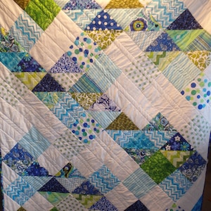 modern blue quilt, lap quilt, modern twin size quilt, modern  blue and white quilt, teen quilt, gifts for men