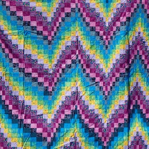 twin size rainbow bargello quilt