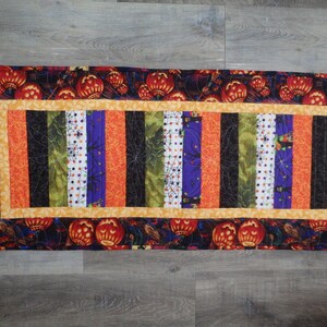 Halloween table runner