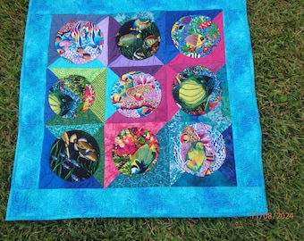 blue fish quilted wall hanging