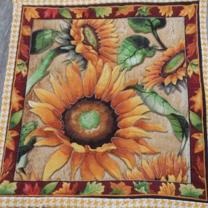 sunflower quilted wall hanging, sunflower art, wall decor