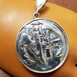 NA Hug Pendant - Narcotics Anonymous - Free Domestic Shipping