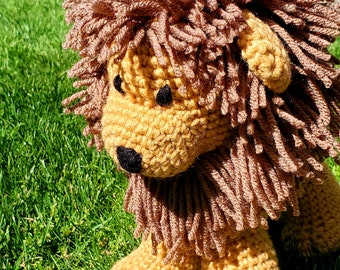 Leo the Lion Amigurumi DIY Crochet Kit