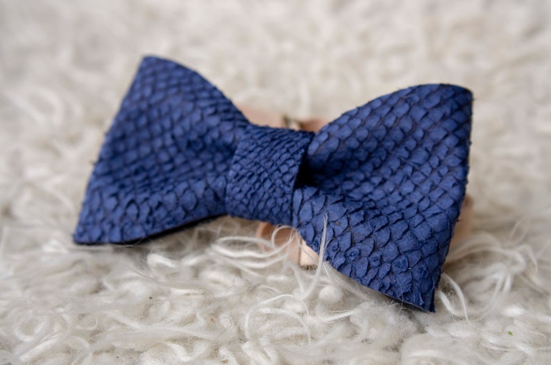 Fish leather bow tie Handmade Wedding Accessories Recycled ECO Original Souvenir Iceland Men/'s gift Father gift Salmon Fisherman/'s Friend