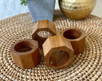 Wood Napkin Rings - Set of 4 - Farmhouse Rustic Decor