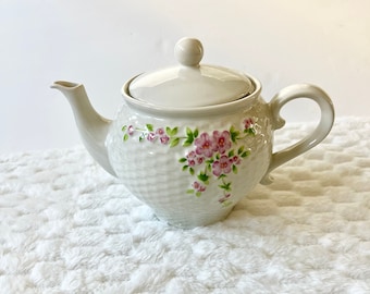 White Basket Weave Vintage Teapot "A Teleflora Gift" Pink Flowers - Japan 1985