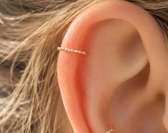 Helixoorbel kraakbeen piercing 18 g - diamant geslepen helix hoepel - zilveren helix hoepel - helix sieraden - bovenste oorbel sterlingzilver
