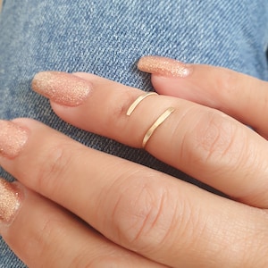 Open Bypass Ring, Gold Midi Ring, Gold Wrap Ring, Gold Spiral Ring, Thin Gold Ring, Midi Ring, Adjustable Ring in Gold Silver Rose Gold
