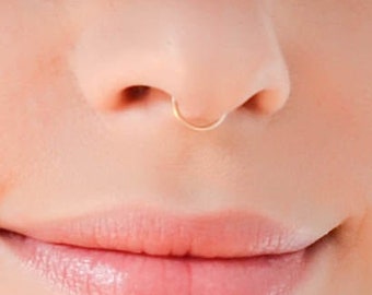 Fake Gold Septum- Fake Nose Ring Gold- Faux Septum Ring- Thin Delicate Septum Cuff- Fake Septum Piercing- Fake Nose Hoop