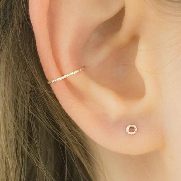 Mother Day - Conch Ring - Silver Conch Ring - Conch Hoop - Diamond Cut Conch Piercing - Thin Conch Ring - 18 gauge Conch Ring Earring