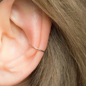 Conch Hoop Earring - Thin Conch Earring - Conch Piercing - Minimalist Conch Earring - Conch Jewelry - 18g Conch Earring