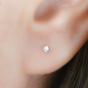 Kleine Kugel Ohrstecker - Teeny Sterling Silber 2,5 mm Kugel Ohrstecker - Sterling Silber Ohrstecker - Super kleine Silber Ohrstecker