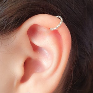 Aro de metal trenzado plateado sin costuras con cierre de clic, aro de cuerda clásico para perforación, aro para tabique nasal, cartílago, caracola, Daith, 16 g