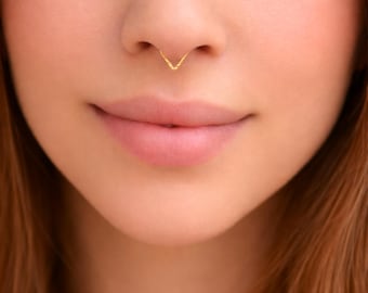Triangle Septum nose ring, Teardrop Nose Piercing, Gold Silver or Rose Septum Hoop Custom Size
