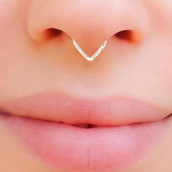 Septum Ring, Triangle Septum, Septum Ring Gold, Septum, Septum Piercing, Septum Nose Ring, Gold Septum