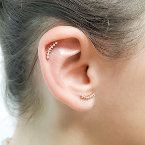 Pendiente de hélice, pendiente de cartílago, hélice curva de circonita cúbica, pendiente de hélice pavé, joyería de hélice con diamantes diminutos, oro rosa y plata, parte posterior con rosca de bola