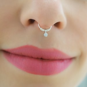 Anello per setto - Cerchio sottile per setto - Ciondolo con diamante per setto - Gioielli per setto - Anello per setto nasale - Orecchino Trago Elica Conca Daith Rook
