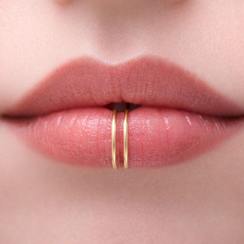 Gefälschte Lippen Ring - Doppel Band Lip Cuff Clip Auf - Fake Lip Piercing nicht durchbohrten Schmuck Bild 2