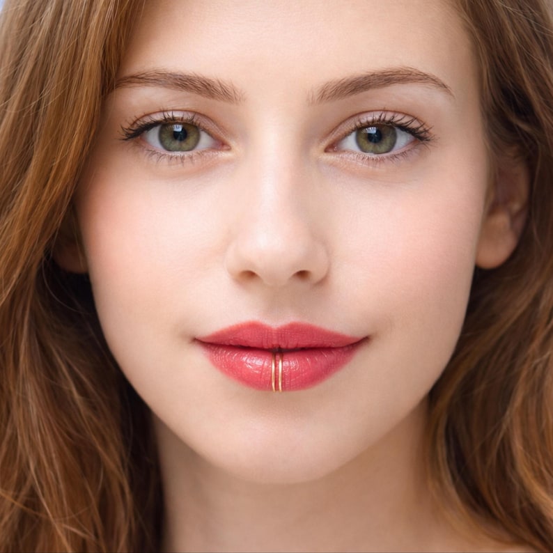 Gefälschte Lippen Ring - Doppel Band Lip Cuff Clip Auf - Fake Lip Piercing nicht durchbohrten Schmuck Bild 3
