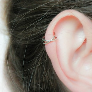 Ear Cuffs No Piercing- Hammered Cross Ear cuff - Fake helix earring - Silver Gold Rose helix - Criss Cross - Ear wrap - X ear cuff