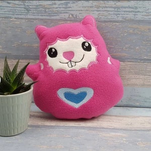 Digital Embroidery Design-Spud mouse stuffie