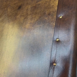hand pinned finish
