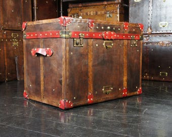 English Leather Campaign Trunk