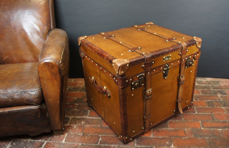 Handmade English Large Belted Occasional Side table Trunk image 5