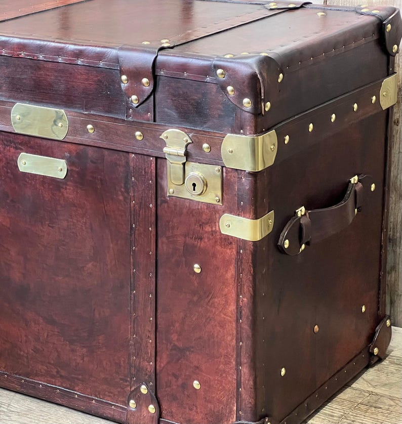 Handcrafted Storage Trunk Leather Chest Campaign Style Furniture Travel Inspired Design Premium Quality Construction English Craftsmanship Hand Dyed Bridle Leather Brass Fittings Console Table Side Furniture Living Room Bedroom Accent