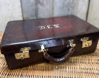 Norfolk hide solid leather suitcase
