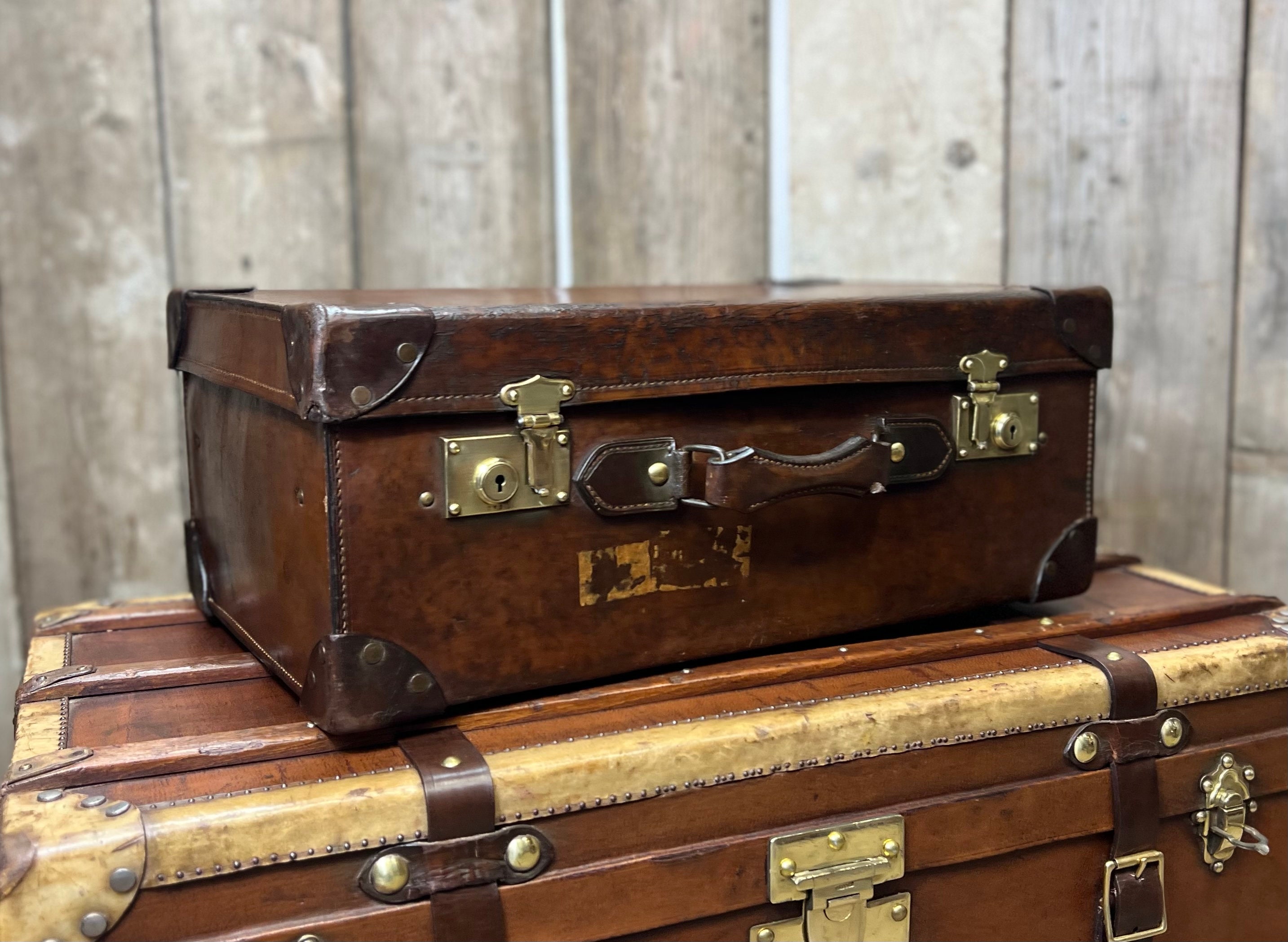 Source In Stock Vintage Leather Handmade Retro Vintage Suitcase