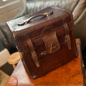 Rare Victorian Hatbox Trunk by John Pound London image 10