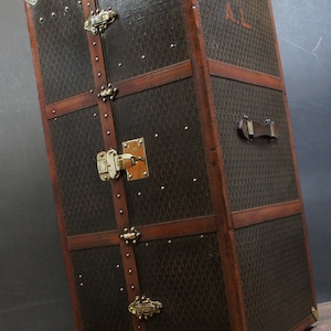 Luxury Antique Wardrobe Trunk by Goyard with Key image 6