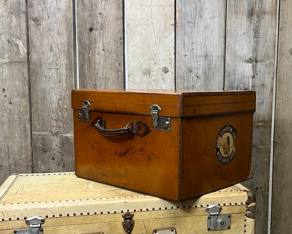 Antique English Luxury Leather Hatbox Suitcase, S… - image 7