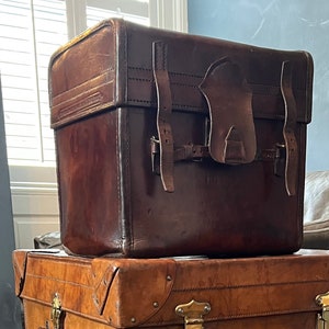 Rare Victorian Hatbox Trunk by John Pound London image 2