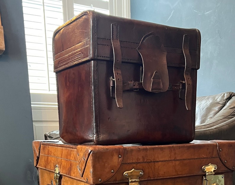 Rare Victorian Hatbox Trunk by John Pound London image 2