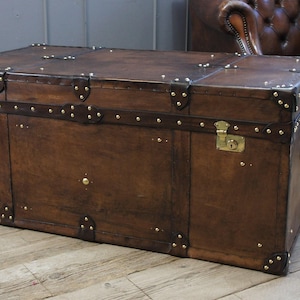 Heirloom Leather Trunk Coffee Table English Artisan Vegetable Tan Storage Chest Bild 13