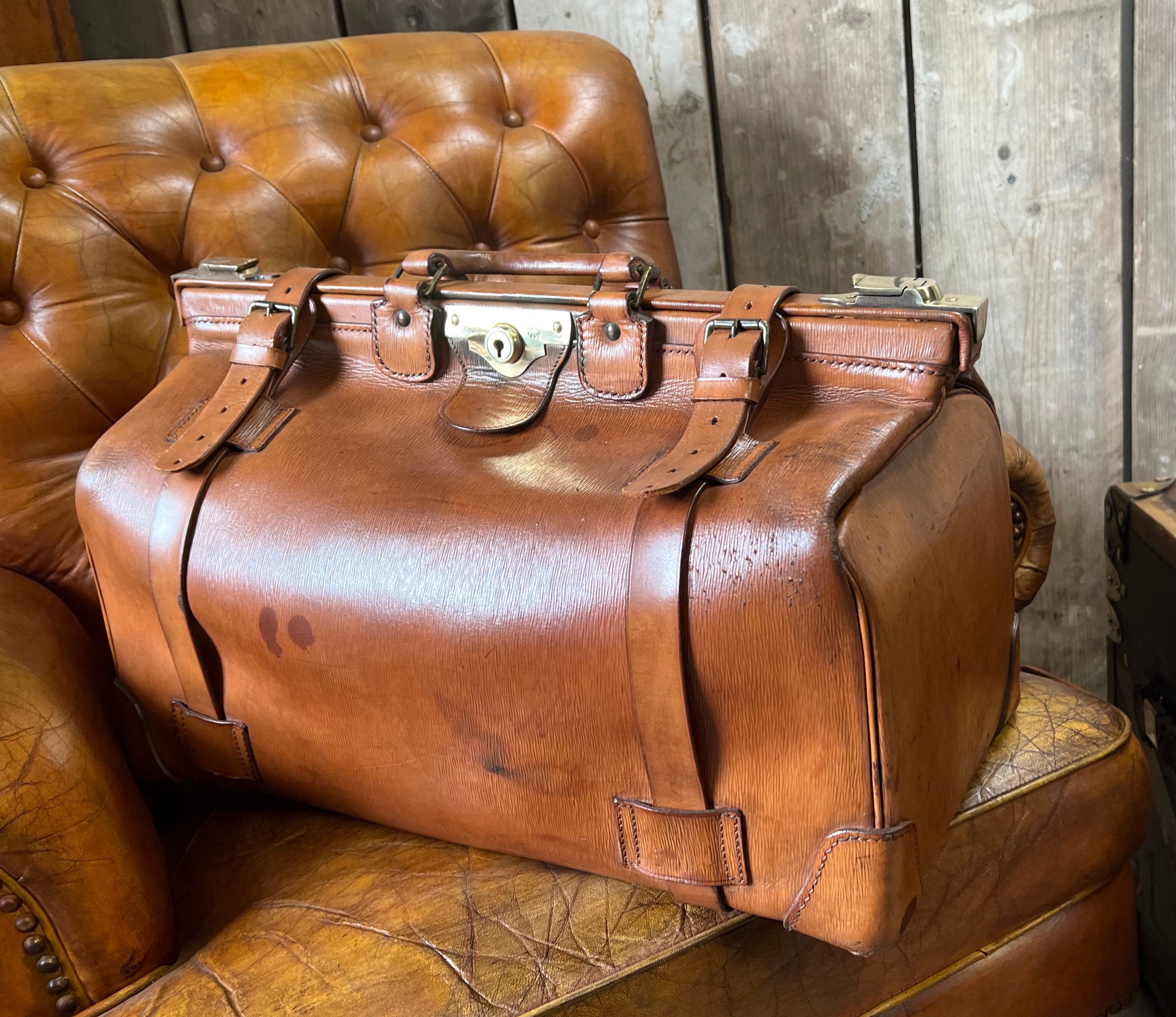 Luxury Bridle Leather Gladstone Bag