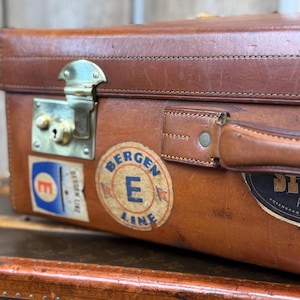 Quality English hide leather travel suitcase luggage labels Bergen line