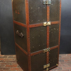 Luxury Antique Wardrobe Trunk by Goyard with Key image 10