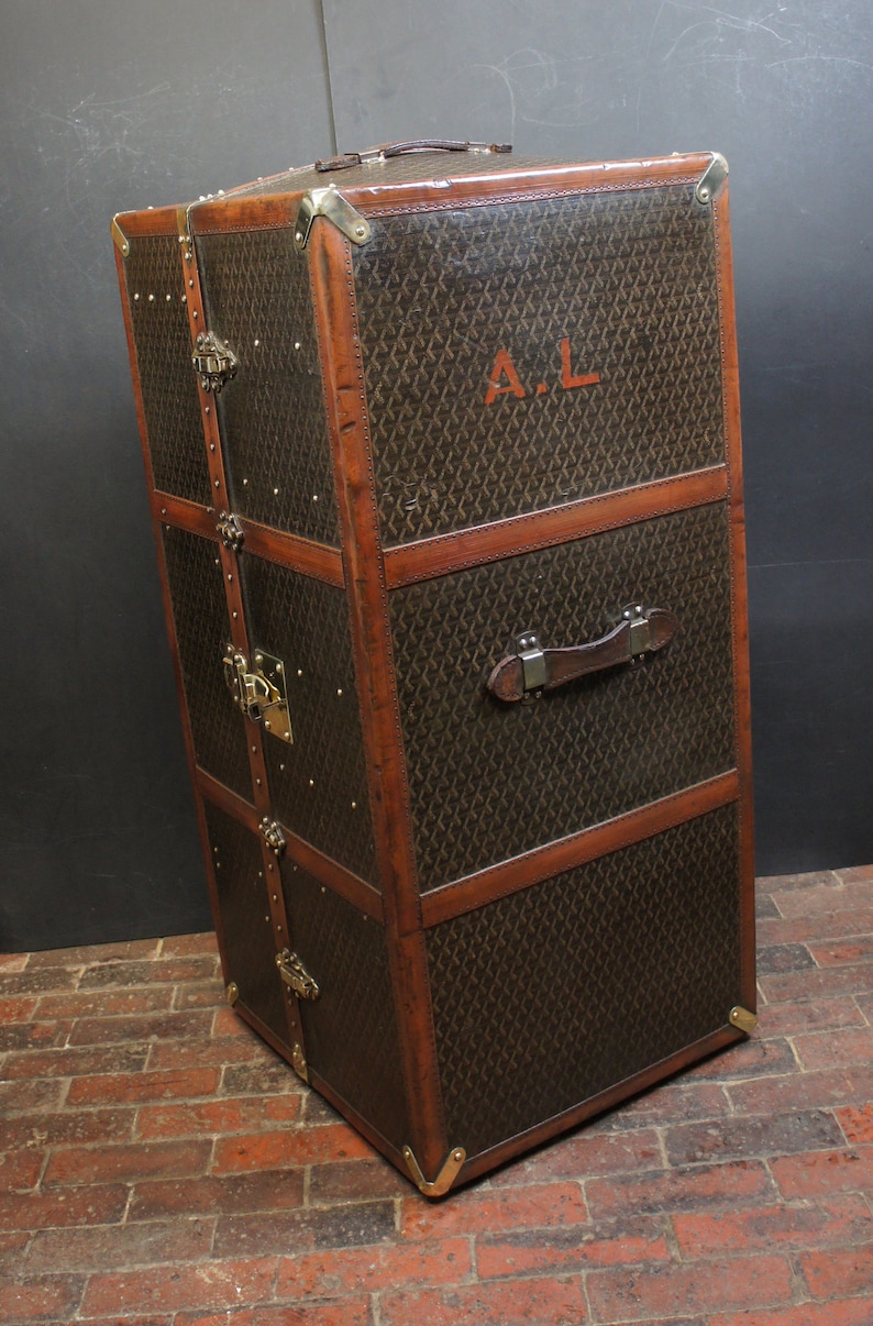 Luxury Antique Wardrobe Trunk by Goyard with Key image 8