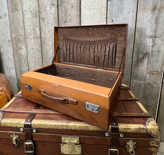 Finnigans Luxury 1920s Gentleman’s Travel Suitcase - image 2