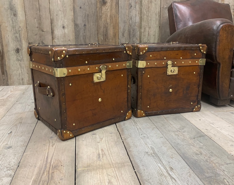 Antique Leather Matching Pair of Occasional Side Table Trunks image 3