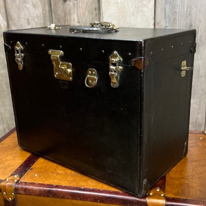 Stunning Rare Motoring Trunk by Brooks Classic Car Travel Trunk