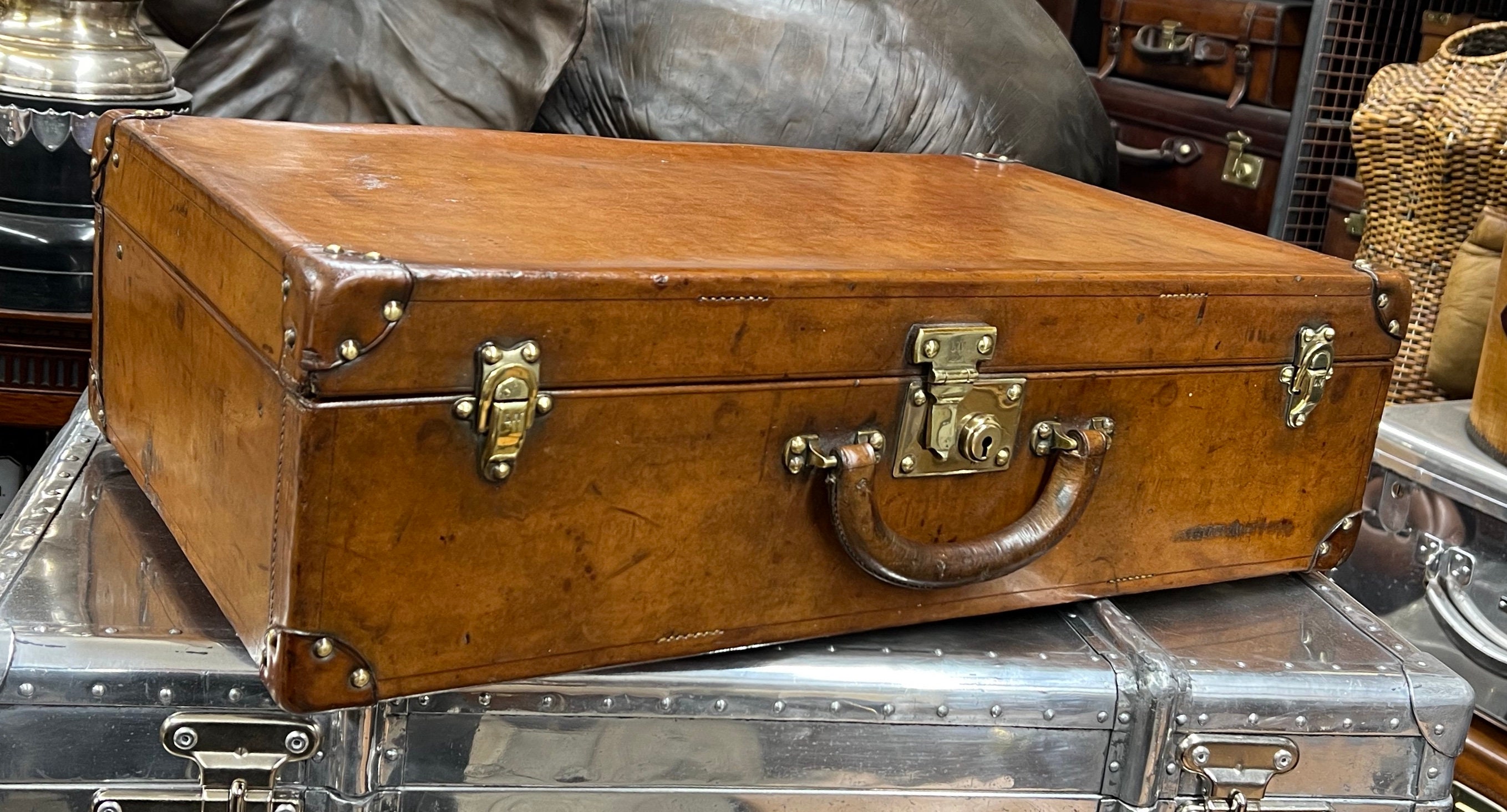 Full Leather Louis Vuitton Luxury Travel Suitcase -  Finland