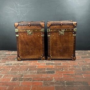 Baúles de lujo estilo campaña de cuero de brida color tostado